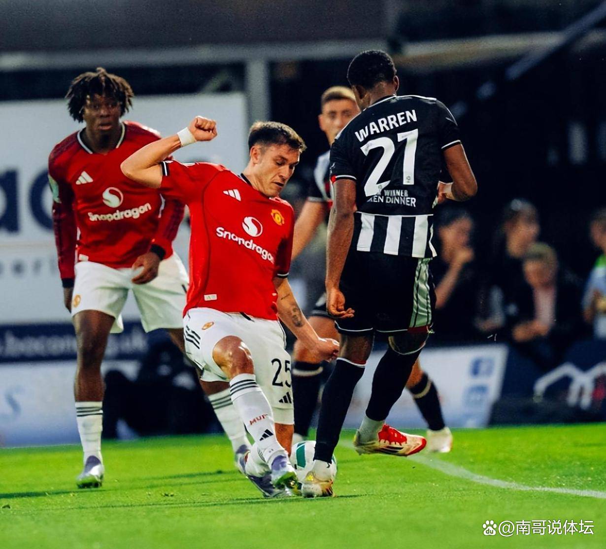 kaiyunapp-包含里程碑夜曼联外线爆发，欧超杯关键时刻刷纪录，气氛紧张，球队文化再被提及的词条