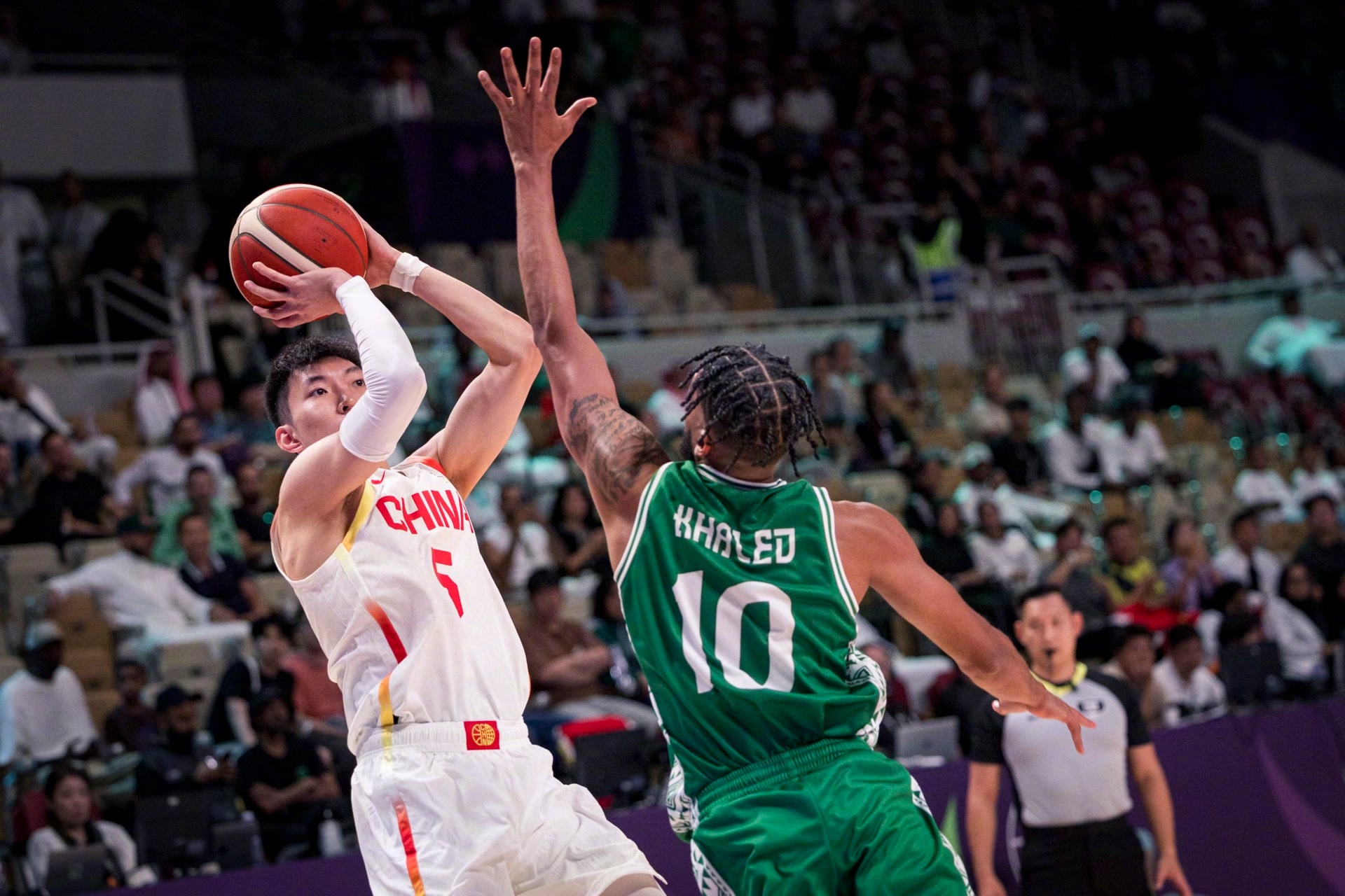 开云体育-斯图加特发布备战花絮，赛前内部沟通，NBA常规赛任务艰巨，心理建设被强调的简单介绍