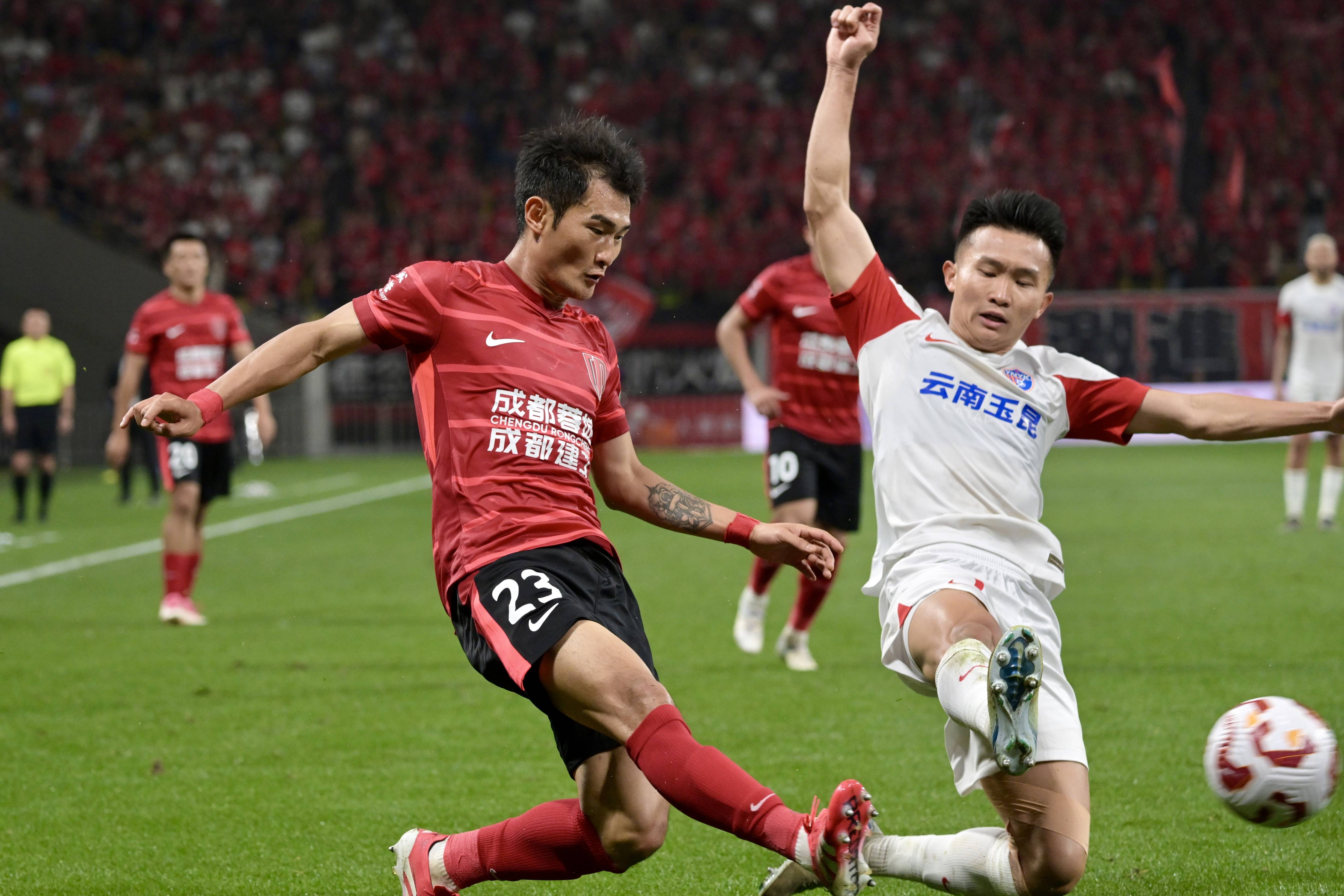 开云体育-成都蓉城发布备战花絮；国际比赛日单刀错失；欧超杯任务艰巨；球队文化再被提及的简单介绍